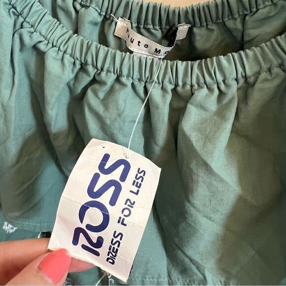 Haute Monde Green off shoulder lace design crop top - Picture 8 of 10